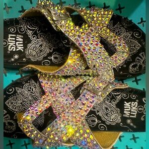 Women's Custom Bling Muk Luks Shayna Sandal NWOT Size 9